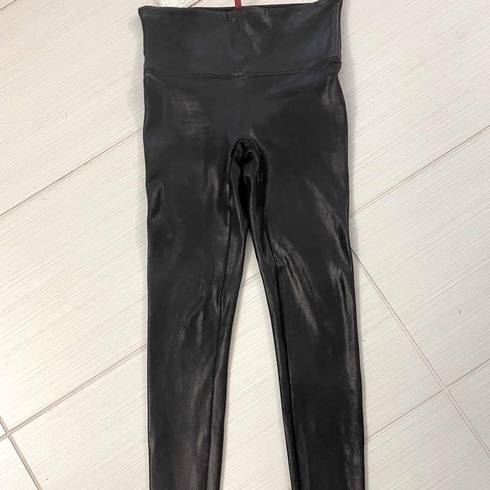 Spank faux leather leggings